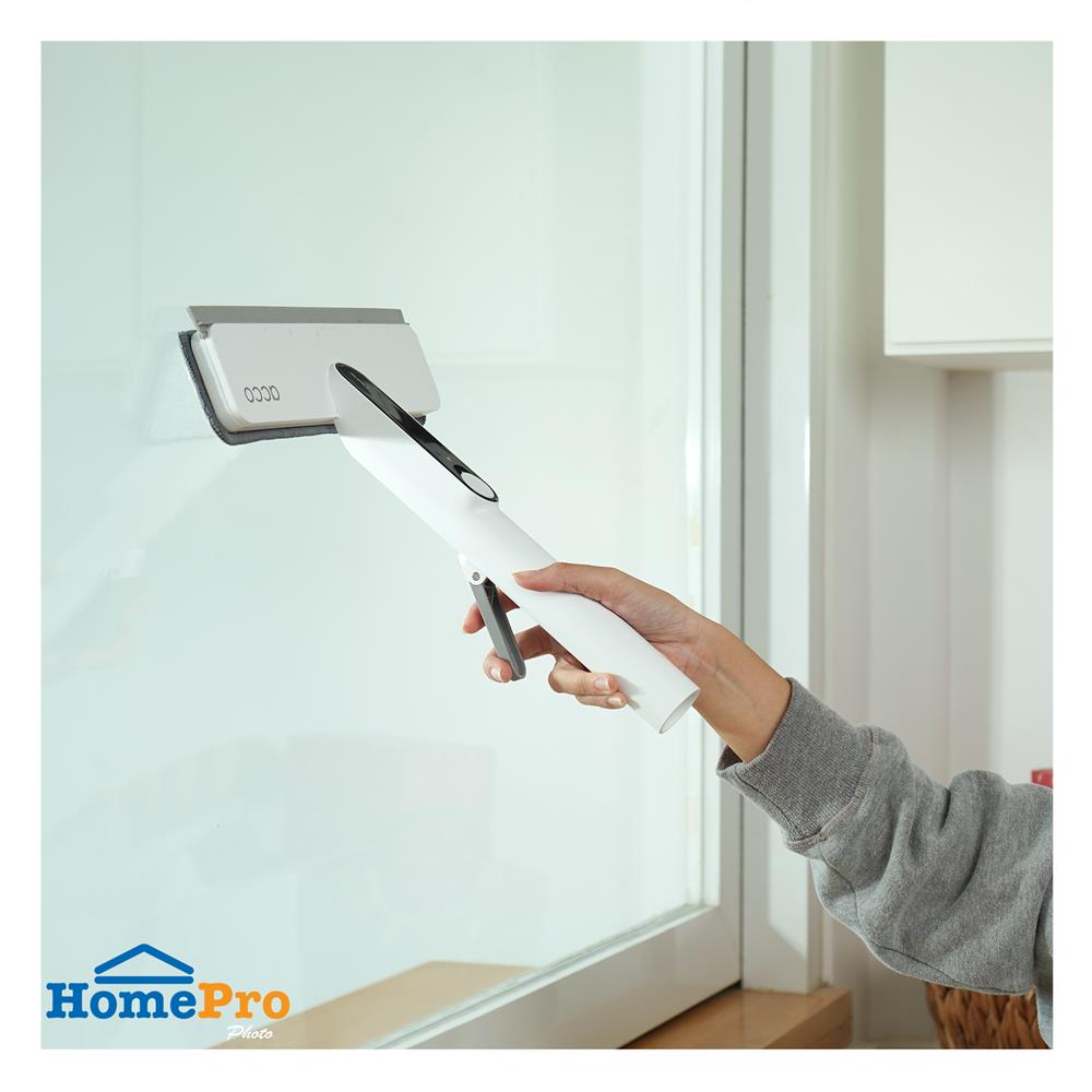 สเปรย์ม็อบทำความสะอาดกระจกพร้อมยางไล่น้ำ 3IN1 ACCO A-NAMI สีขาว