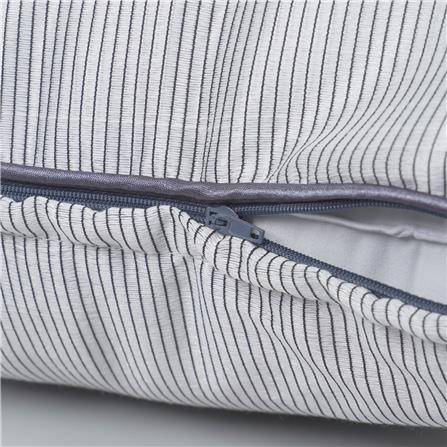 หมอนอิง HOME LIVING STYLE NURA 18X18 นิ้ว สีเทาอ่อน_2