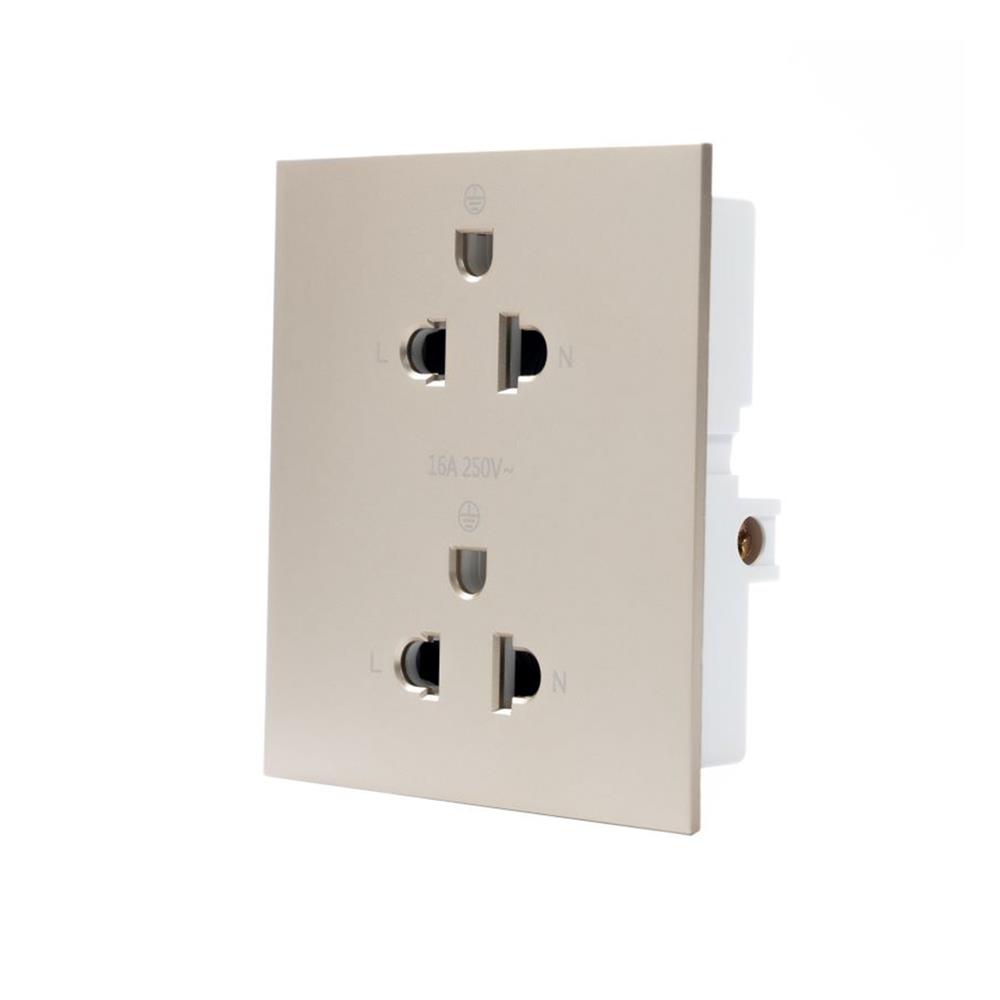 เต้ารับคู่ 3 ขา 2 ช่อง SIMON SIM52S-102L-G7 สีทอง