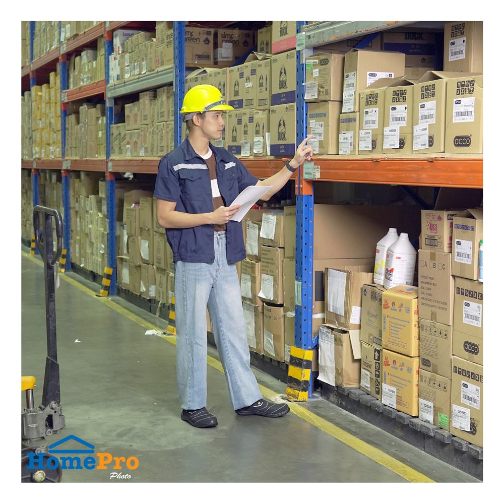 รองเท้านิรภัย SAFETY JOGGER YUKON เบอร์ 44 สีดำ