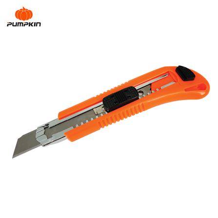 คัตเตอร์ พร้อมใบมีด 3 ใบ PUMPKIN 18 มม._0