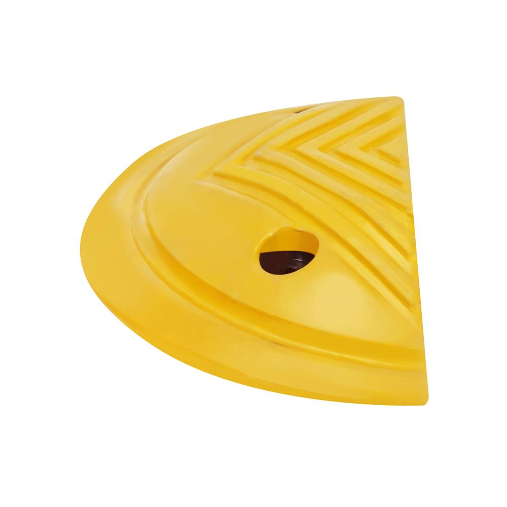 ปิดหัวท้าย ยางชะลอความเร็ว RIGHT 17x35x5 ซม. สีเหลือง (พร้อมพุ๊ก 2 ชิ้น)