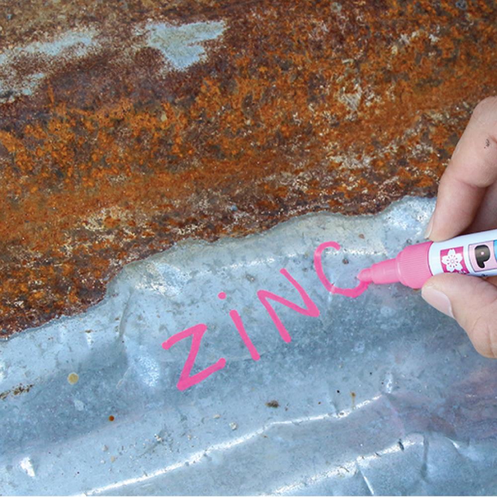 ปากกาเพ้นท์ SAKURA PEN-TOUCH 2 มม. สีชมพู