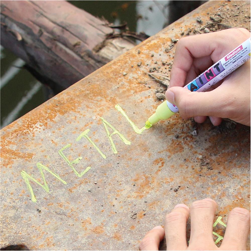 ปากกาเพ้นท์ SAKURA PEN-TOUCH 2 มม. สีเหลือง