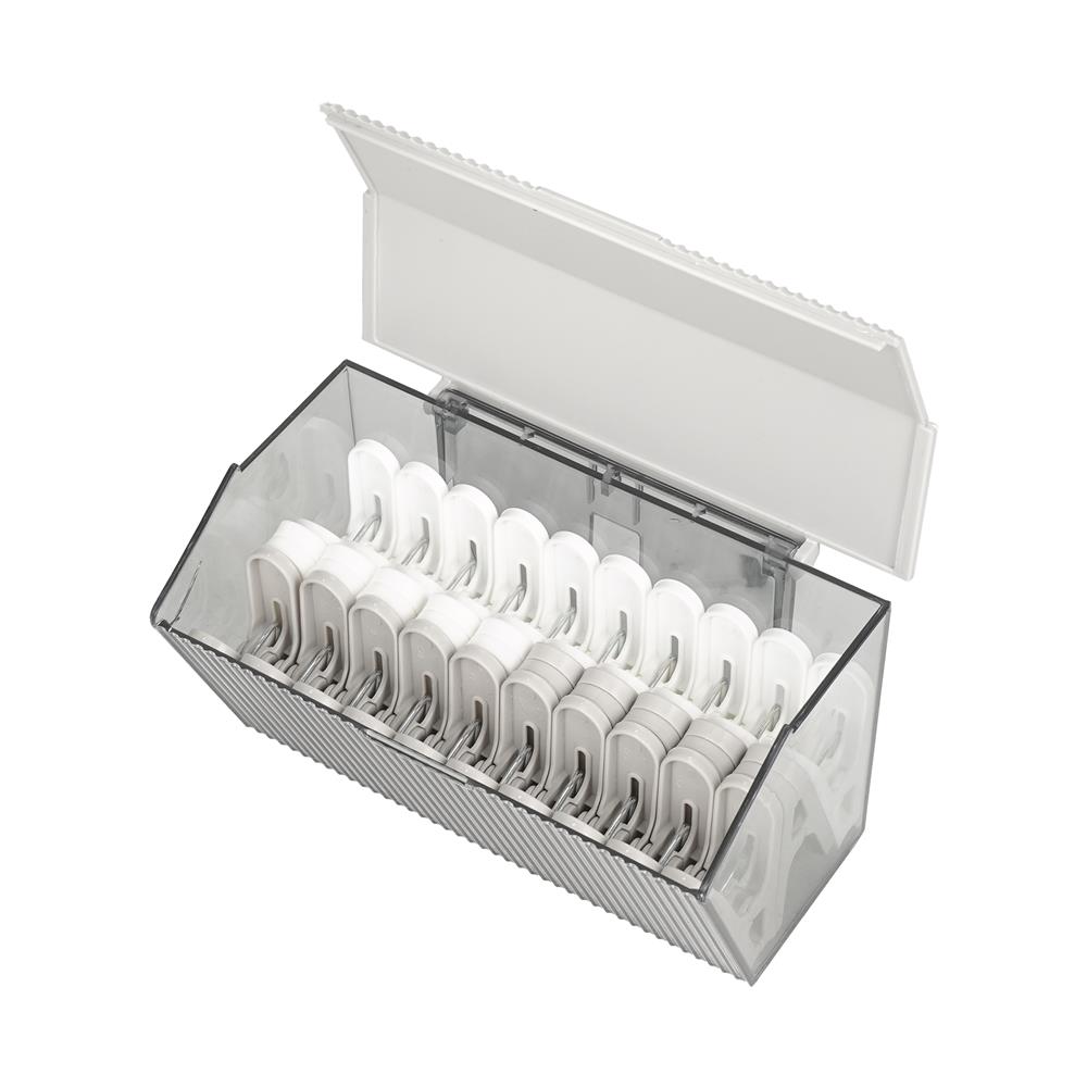 กิ๊บหนีบผ้า พร้อมกล่องใส่ PLIM สีขาว/เทา (แพ็ก 30 ชิ้น)