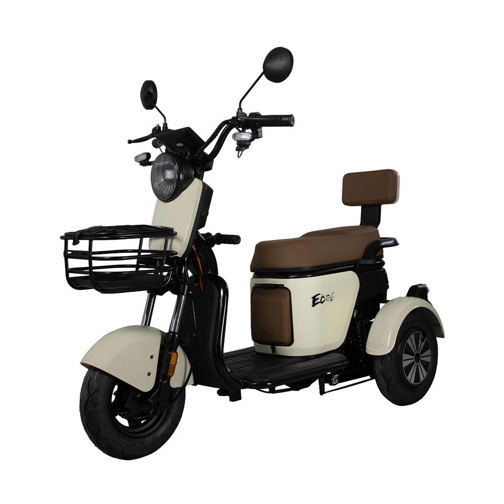 สกู๊ตเตอร์ไฟฟ้า 3 ล้อ EM EM8 สีครีม