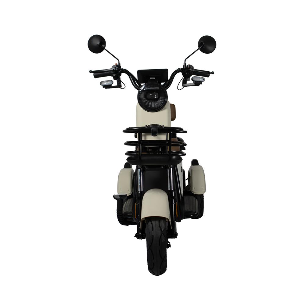 สกู๊ตเตอร์ไฟฟ้า 3 ล้อ EM EM8 สีครีม