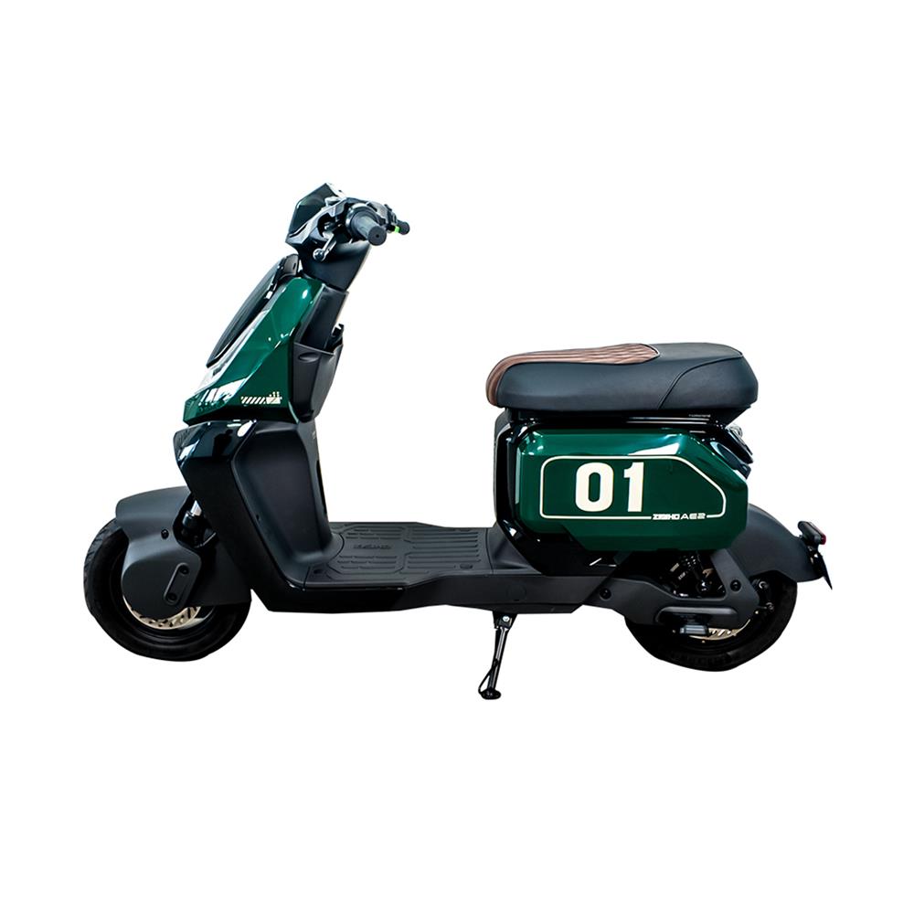 สกู๊ตเตอร์ไฟฟ้า ZEEHO AE2 สีเขียว