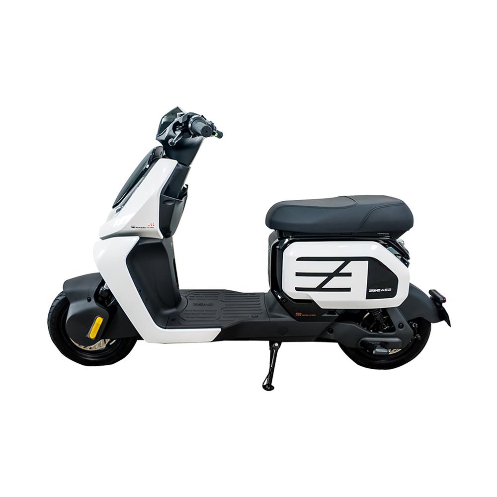 สกู๊ตเตอร์ไฟฟ้า ZEEHO AE2 สีขาว