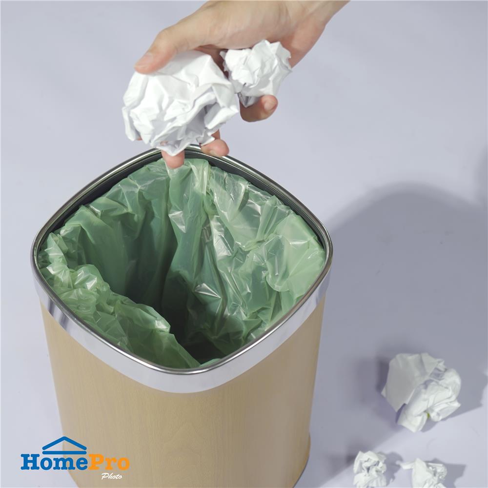 ถุงขยะแบบบาง CIRCULAR 36x45 นิ้ว ACCO สีเขียว (แพ็ก 5 ใบ)