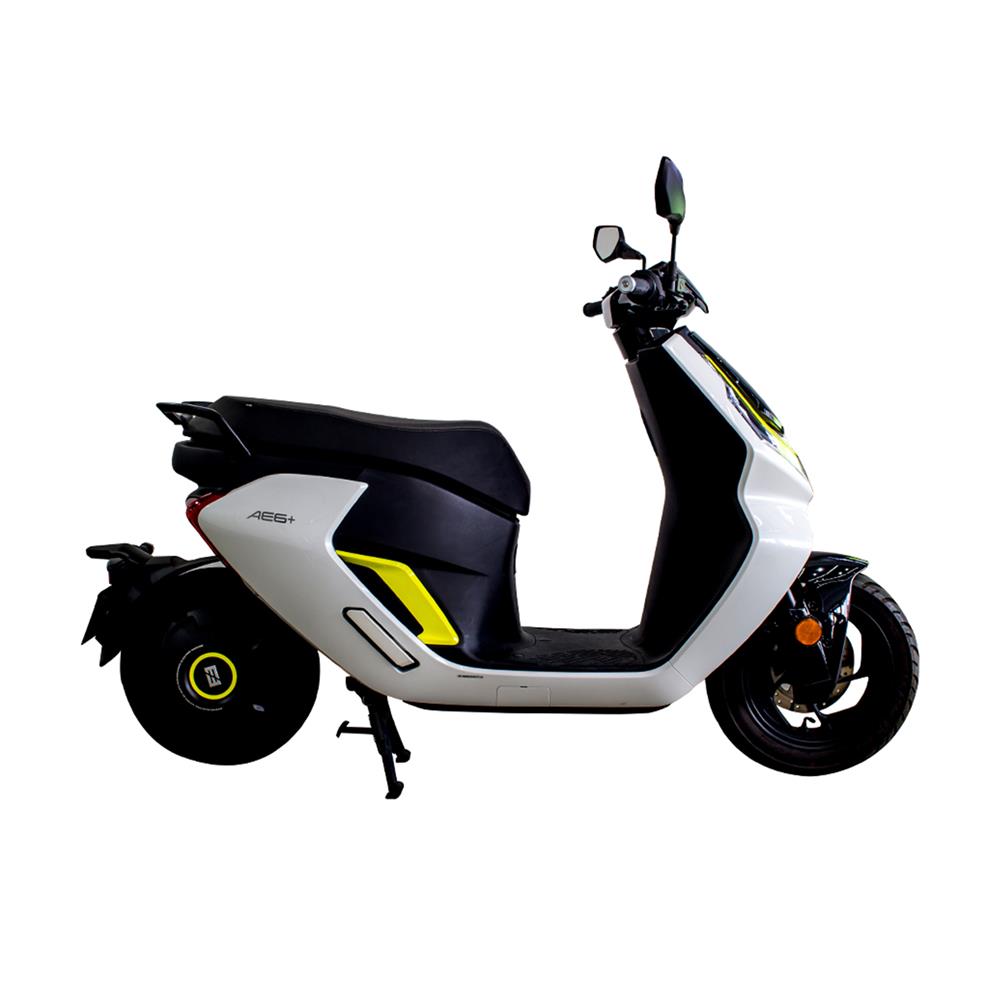 มอเตอร์ไซค์ไฟฟ้า ZEEHO AE6+ สีขาว