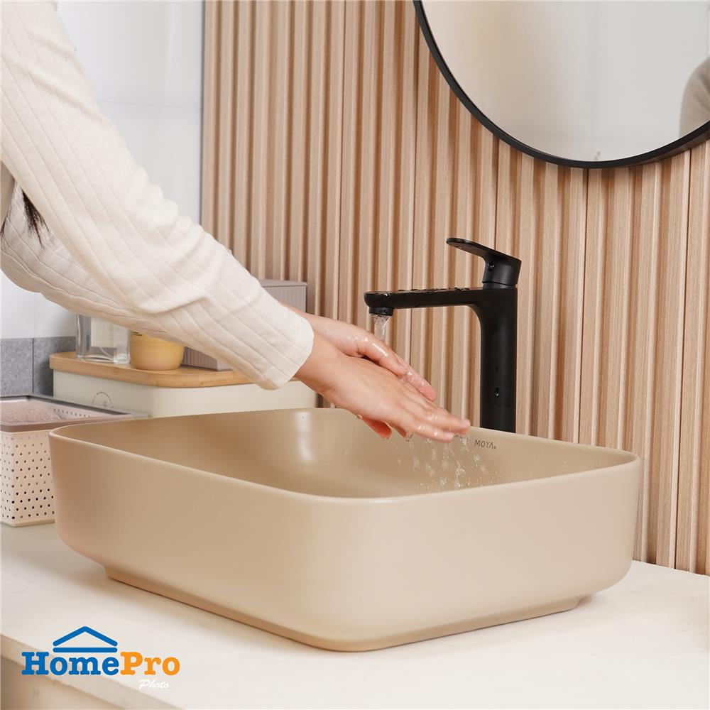 อ่างล้างหน้าวางบนเคาน์เตอร์ MOYA 203P-2 MATT BEIGE