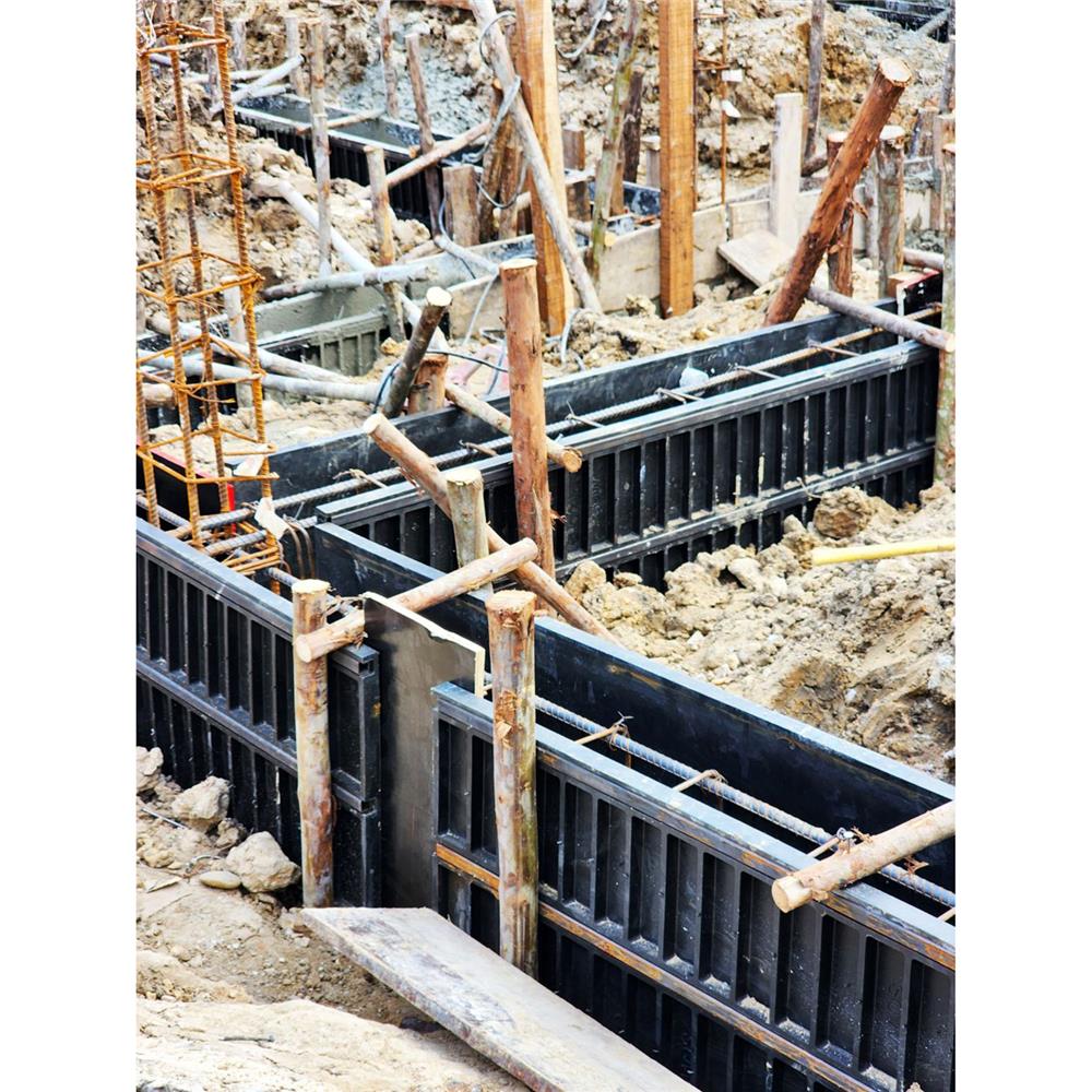 ไม้แบบพลาสติกหล่อคาน SON OF WOOD GI 42x150x2.5 ซม. สีดำ