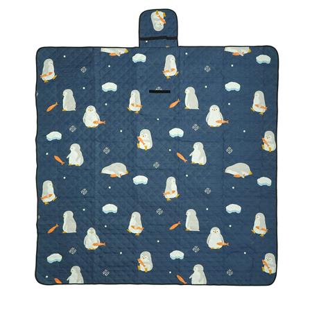 แผ่นอเนกประสงค์ HOME LIVING STYLE PENGUIN 195X195 ซม. สีน้ำเงิน_0