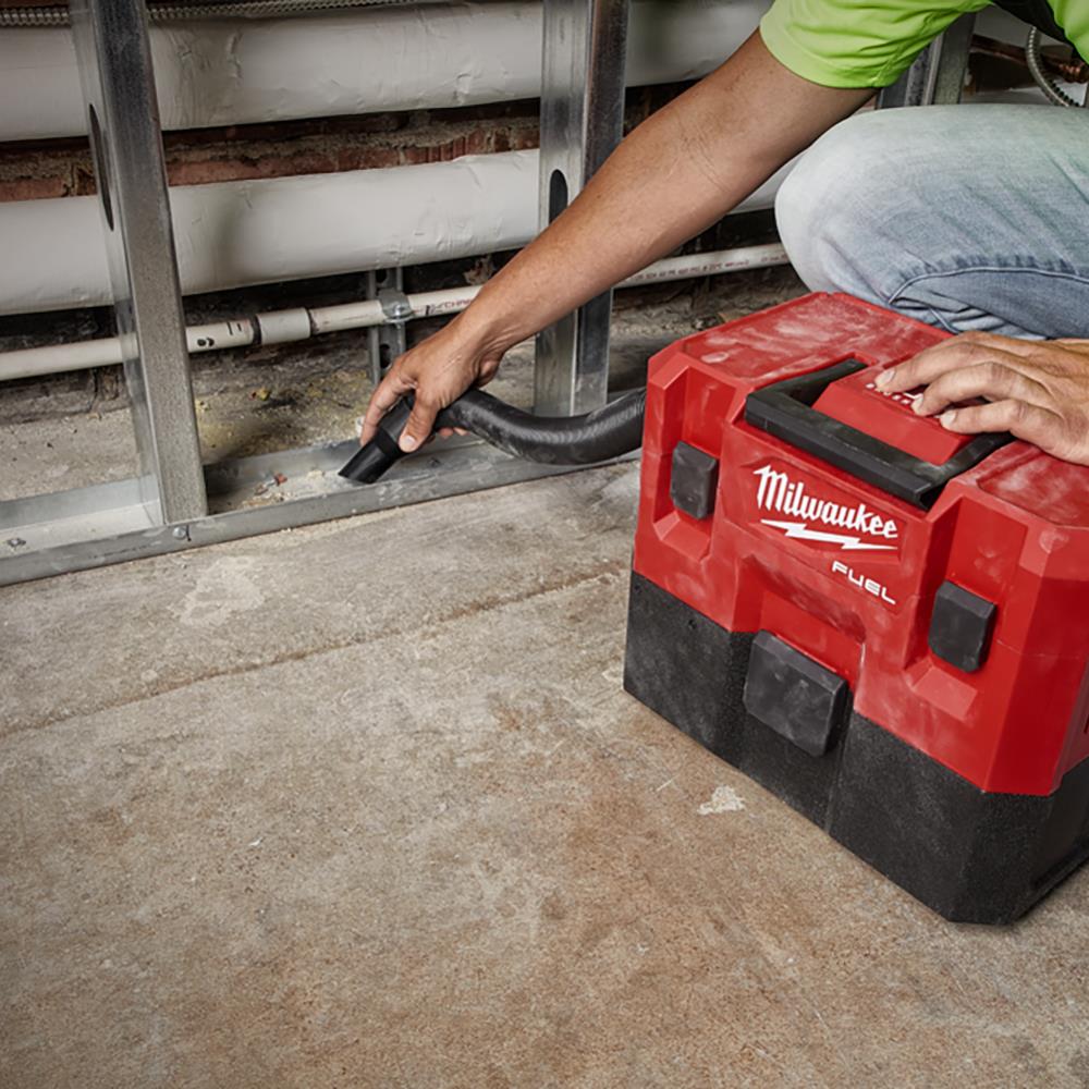 เครื่องดูดฝุ่นแบบเปียกและแห้ง MILWAUKEE M12 FUEL 12 โวลต์