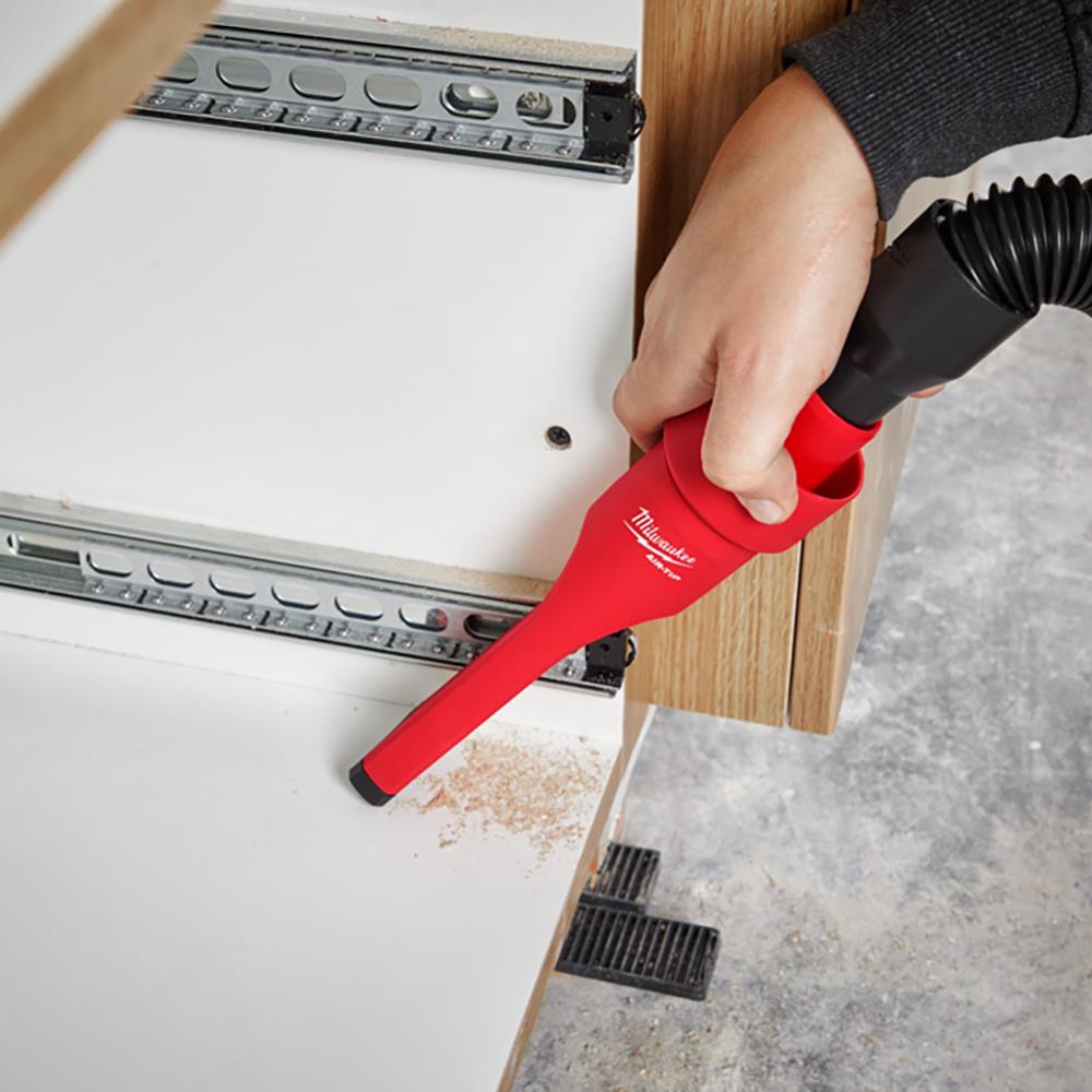 ชุดหัวดูดฝุ่นรักษาพื้นผิว MILWAUKEE