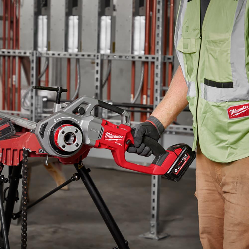 ดอกต๊าปเกลียวพร้อมลูกดาย MILWAUKEE M18 FUEL 1-1/4 นิ้ว