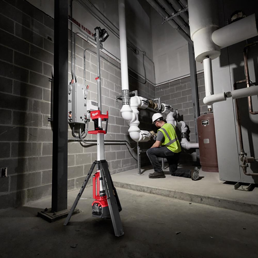 ทาวเวอร์ไลท์ MILWAUKEE M18 SAL2-0 18 โวลต์