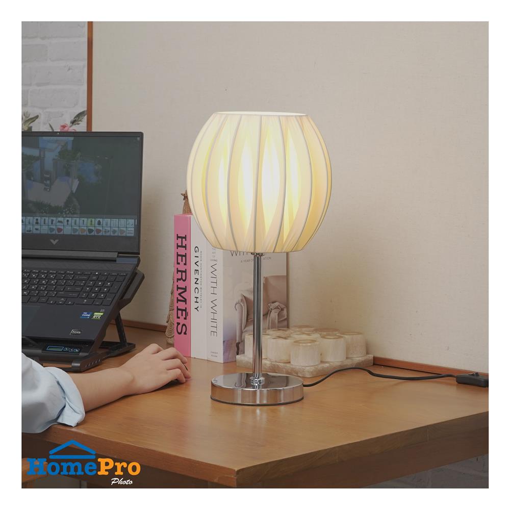 ไฟตั้งโต๊ะ CARINI MT-84324 สีครีม/เงิน