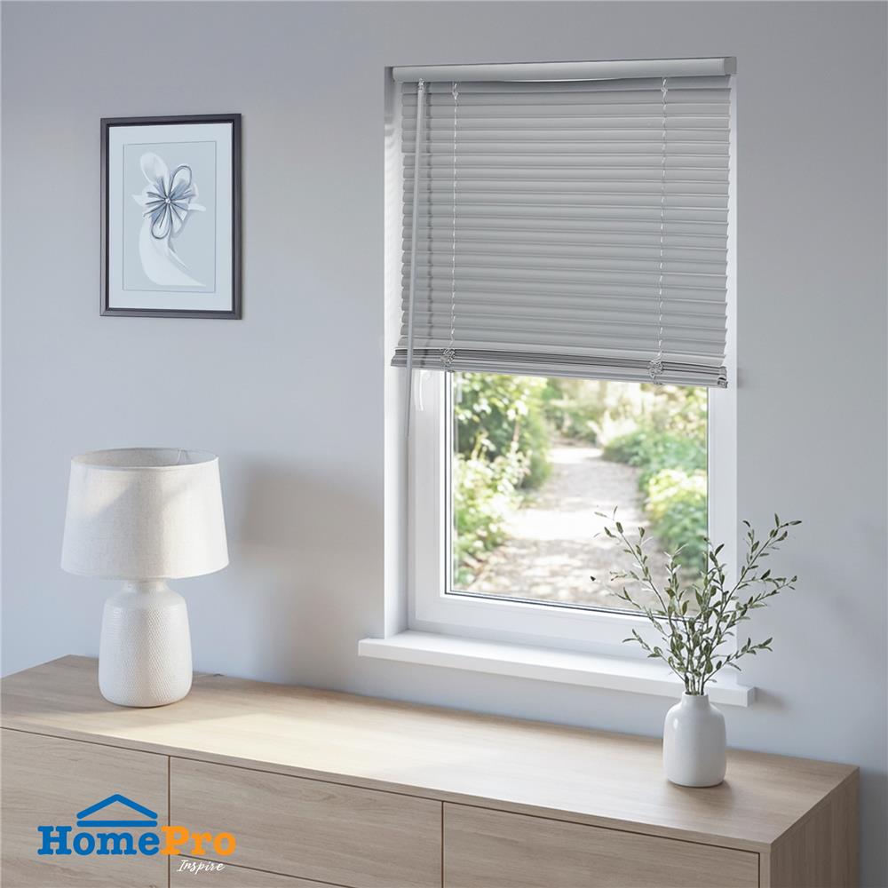 มู่ลี่ไวนิล HOME LIVING STYLE CORDLESS 70x130CM ซม. สีเทา