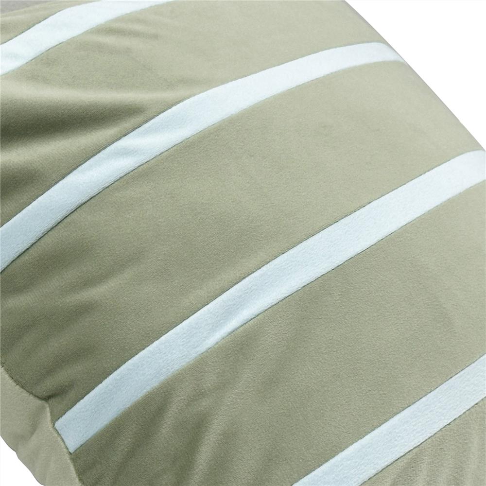 หมอนอิง HOME LIVING STYLE STRIPY 18x18 นิ้ว สีเขียว