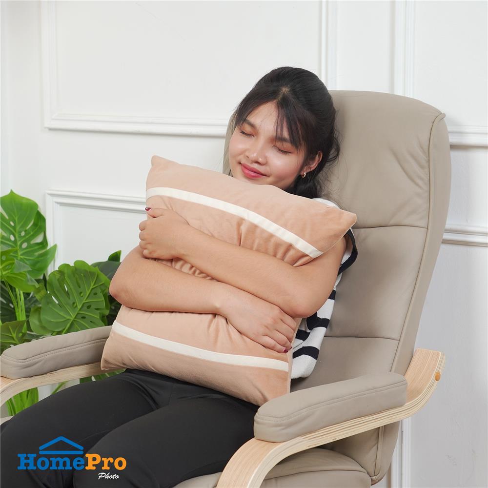 หมอนอิง HOME LIVING STYLE STRIPY 18x18 นิ้ว สีส้ม