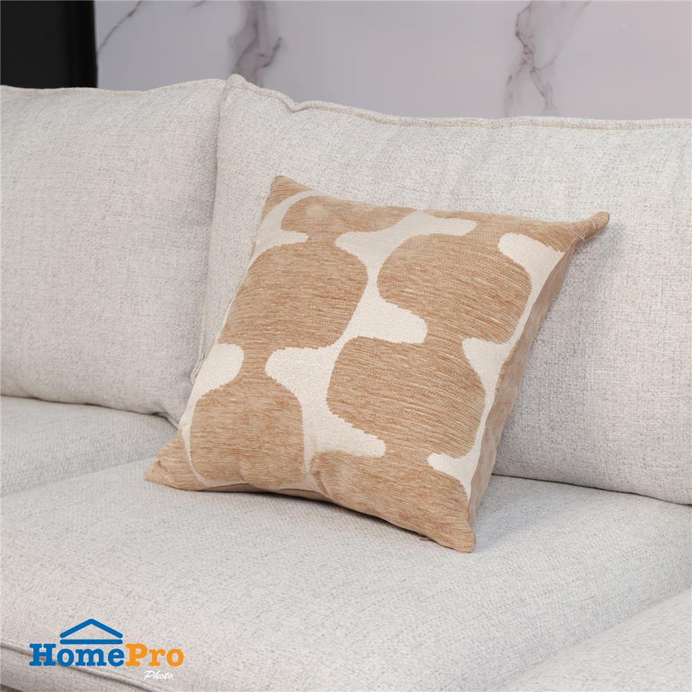 หมอนอิง BENETTA UNIQ 18x18 นิ้ว สีน้ำตาล