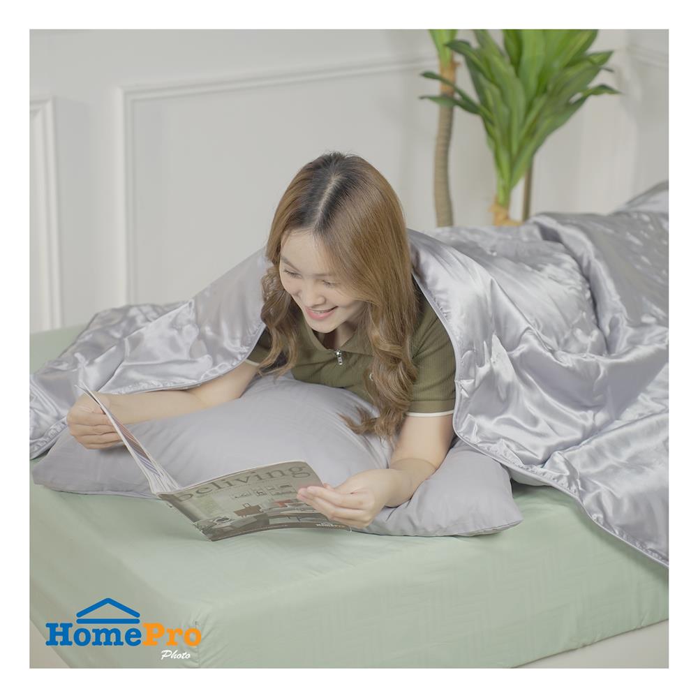 ผ้านวม HOME LIVING STYLE LAVISH 60X80นิ้ว สี SILVER GREY