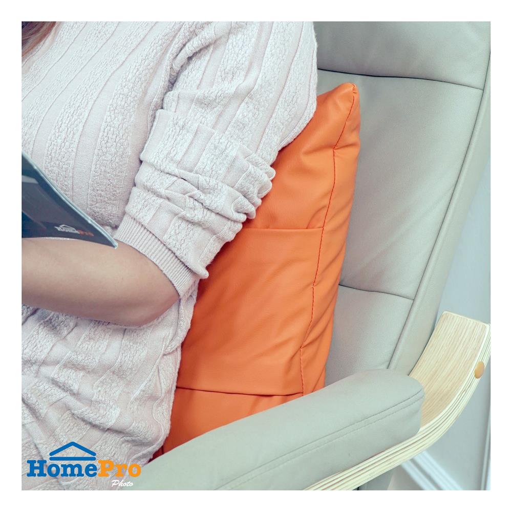 หมอนอิง SNAZZ TERLACA 18x18 นิ้ว สีส้ม