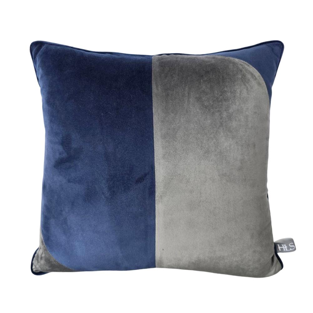 หมอนอิง HOME LIVING STYLE HELIO 18X18 นิ้ว สีน้ำเงิน/เทา