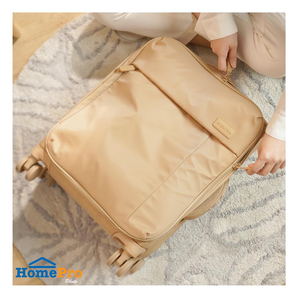 กระเป๋าเดินทางผ้า 20 นิ้ว AVENTRA TOKYO สีเบจ