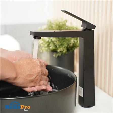 ก๊อกอ่างล้างหน้าเดี่ยว MOYA PLUS 8003-1A สีดำ_4