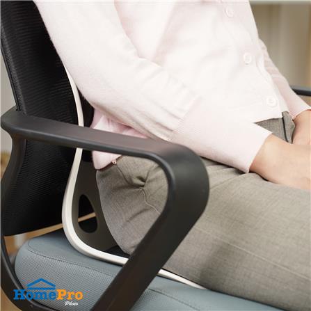 เบาะรองหลัง HOME LIVING STYLE ERGONO 17x13.5 นิ้ว สีดำ_7