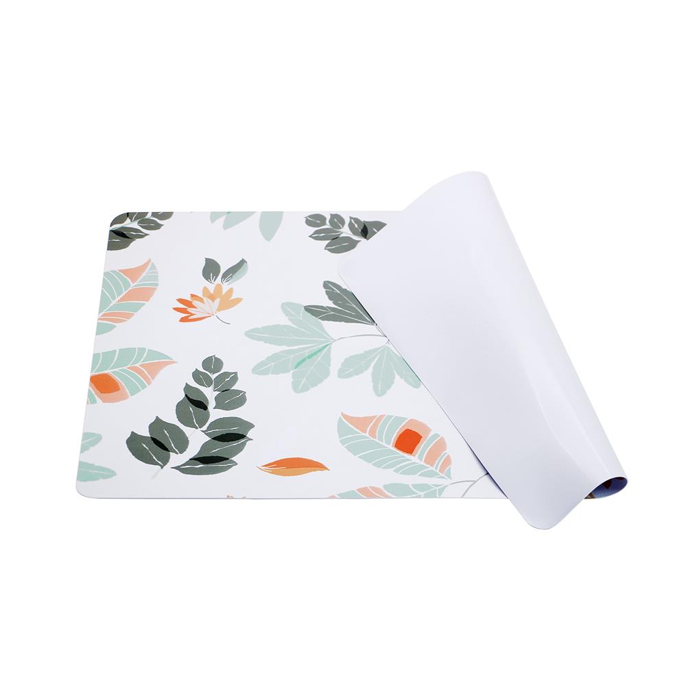 แผ่นรองจาน PVC SRITHAI HOLLY สีขาว