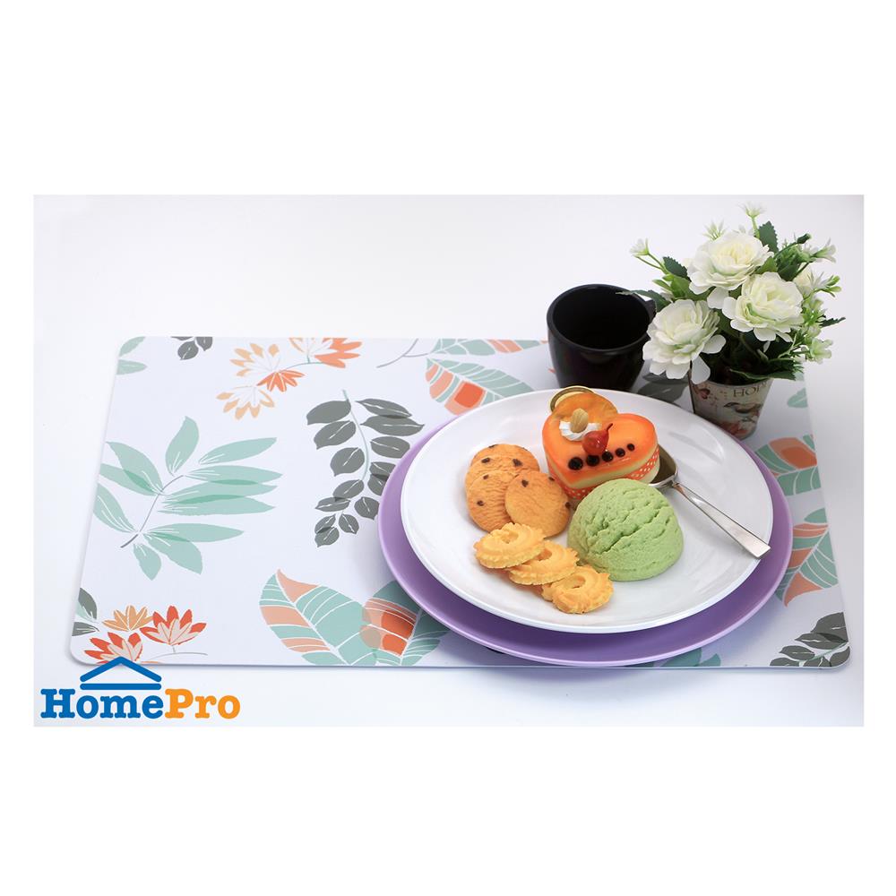 แผ่นรองจาน PVC SRITHAI HOLLY สีขาว