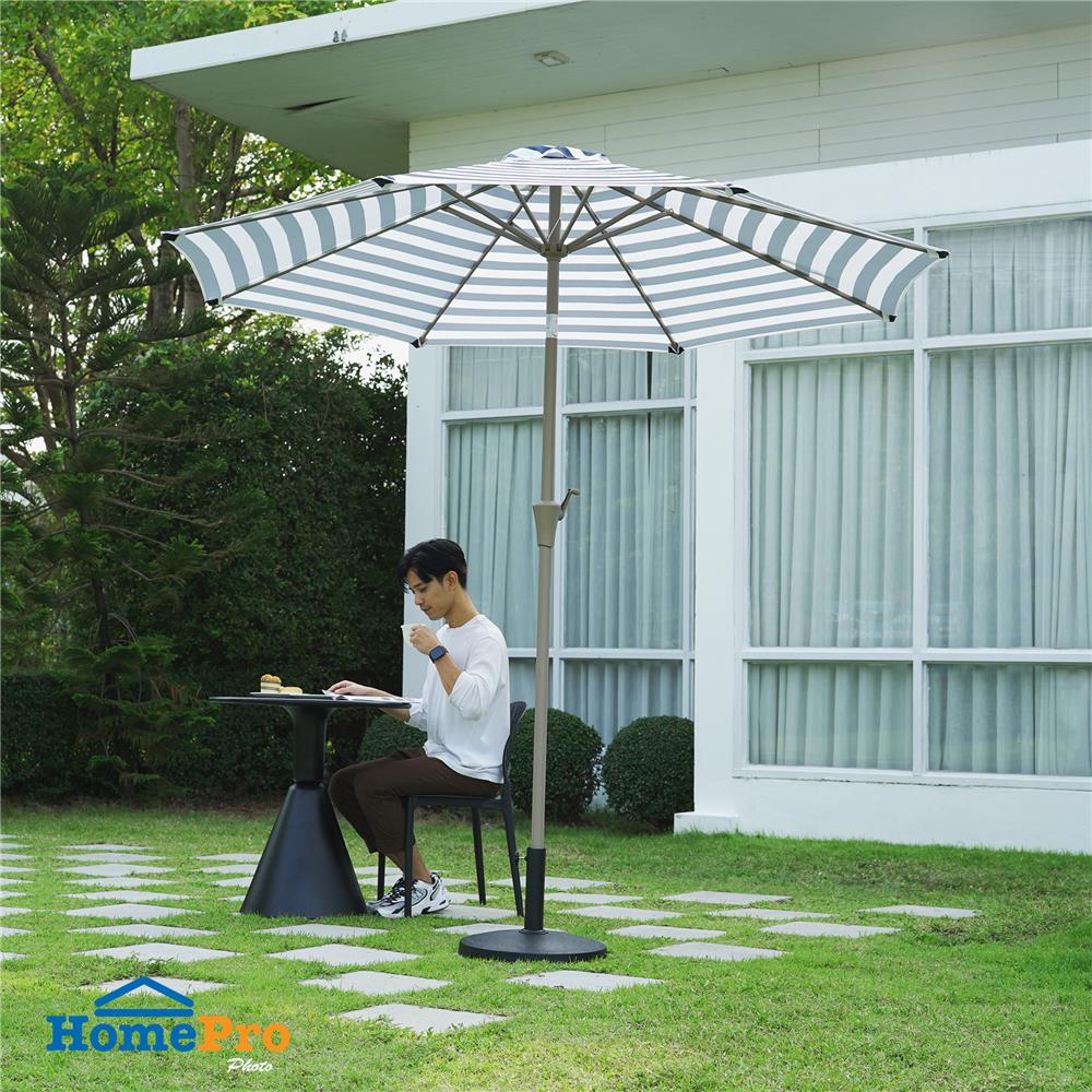 ร่มสนามกลม SPRING VILLA STRIP สีขาว/ฟ้า