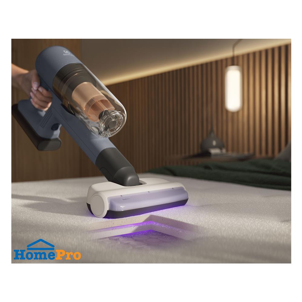 เครื่องดูดฝุ่นแบบด้าม ELECTROLUX EFP72315