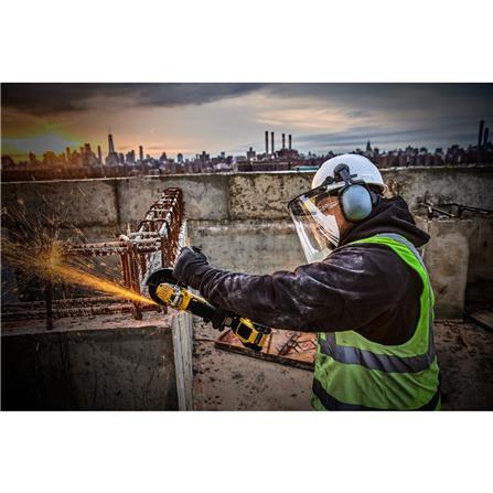 ชุดสว่านกระแทกและเครื่องเจียรไร้สาย (พร้อมแบตเตอรี่และแท่นชาร์จ) DEWALT DCK2026P2T-B1 20 โวลต์_5