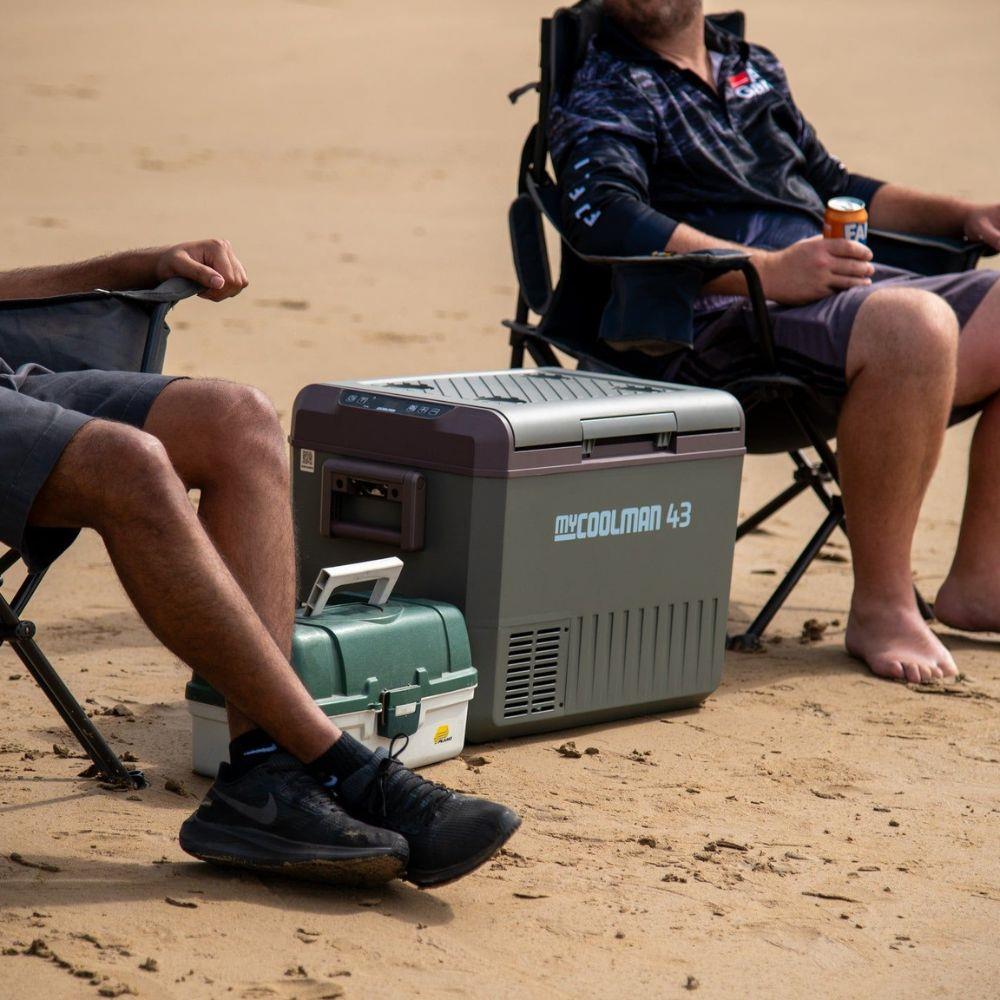ตู้แช่แข็งพกพา MYCOOLMAN MCMR43 43 ลิตร สีเขียว/น้ำตาล