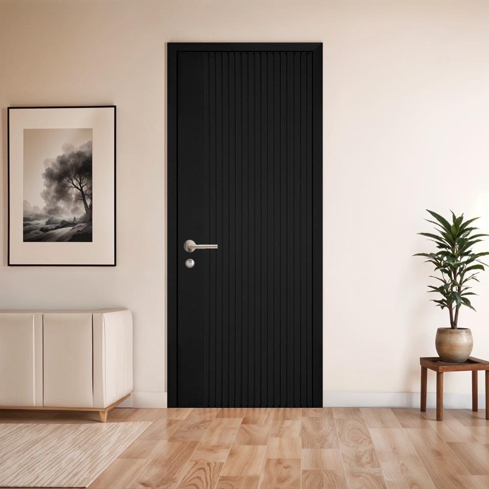 ประตูภายในโพลีสไตรีน ไม่เจาะลูกบิด LINEDEKOR VERTICAL 80x200 ซม. สีดำ