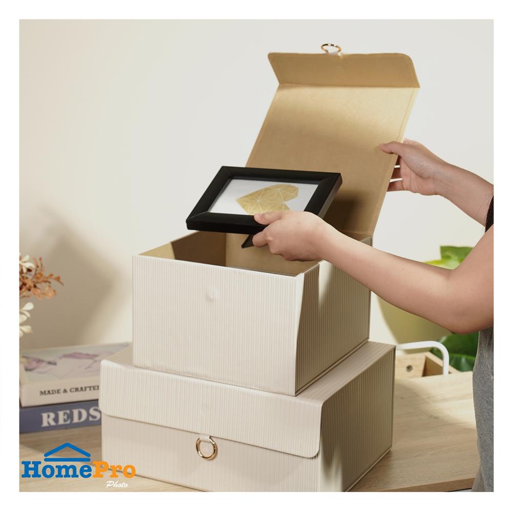 กล่องกระดาษ STACKO BOW 25X27X16 ซม. สีครีม