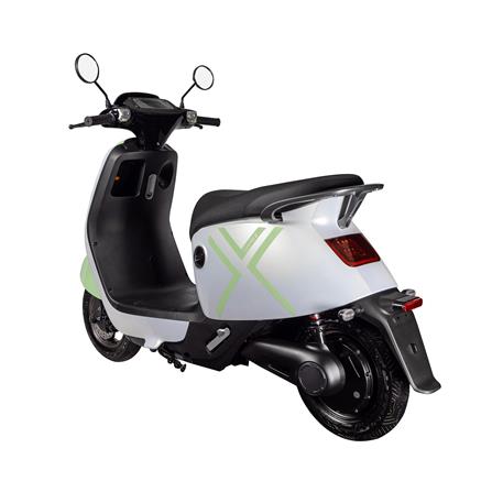 รถจักรยานยนต์ไฟฟ้า EM QAREZ 2000W สีขาว_6