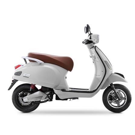 รถจักรยานยนต์ไฟฟ้า EM LEGEND 2000W สีขาวสโนวี่_0