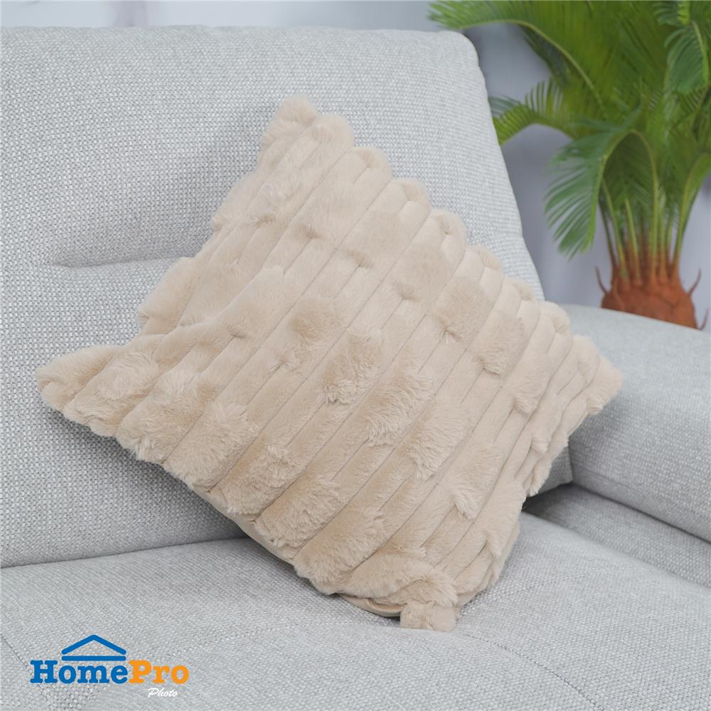 หมอนอิง HOME LIVING STYLE NILO 18x18 นิ้ว สีน้ำตาล
