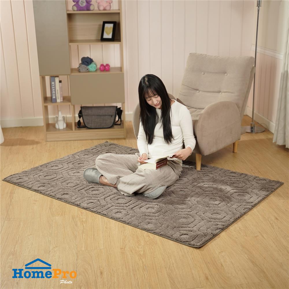 พรม HOME LIVING STYLE BEEVA 120x180 ซม. สีน้ำตาล