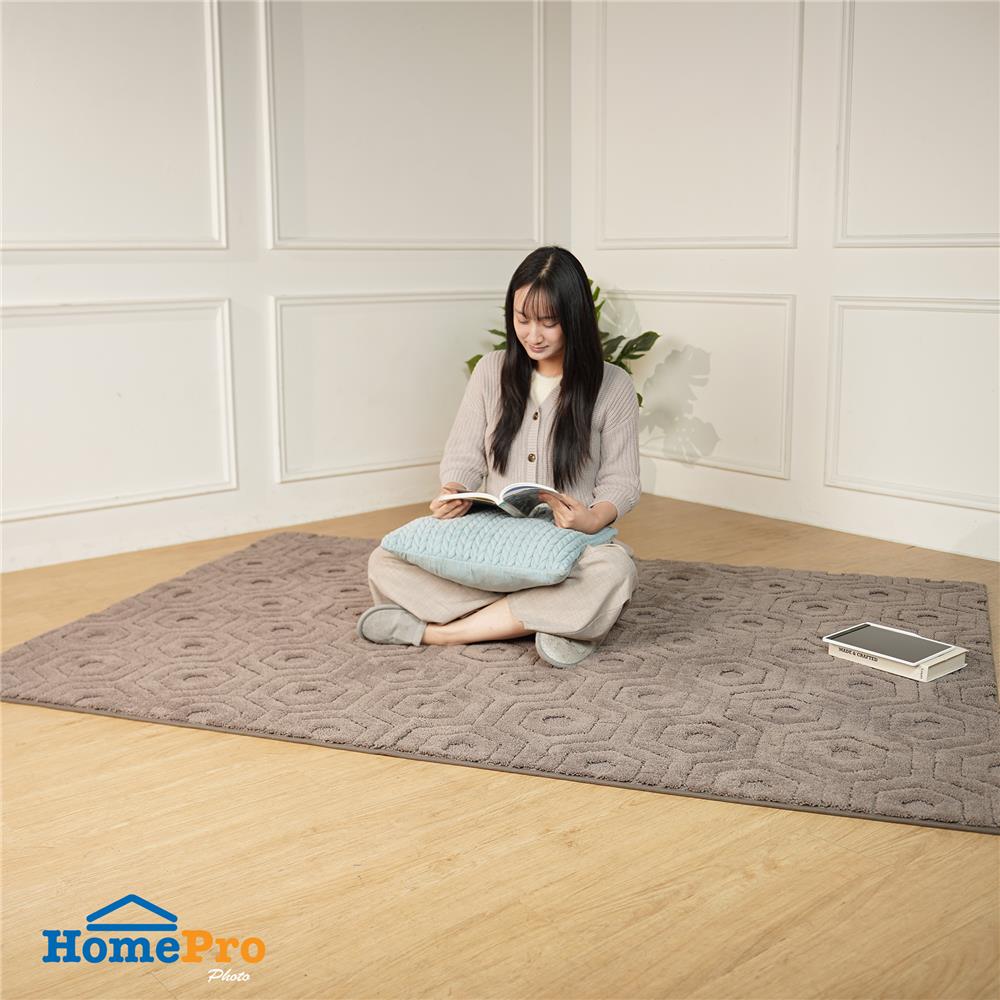 พรม HOME LIVING STYLE BEEVA 150x210 ซม. สีน้ำตาล