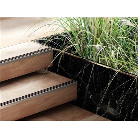 จมูกบันไดอะลูมิเนียม PVC HOME NAP 502001 5 ซม.x 2 ม. สีอะลูมิเนียม_1