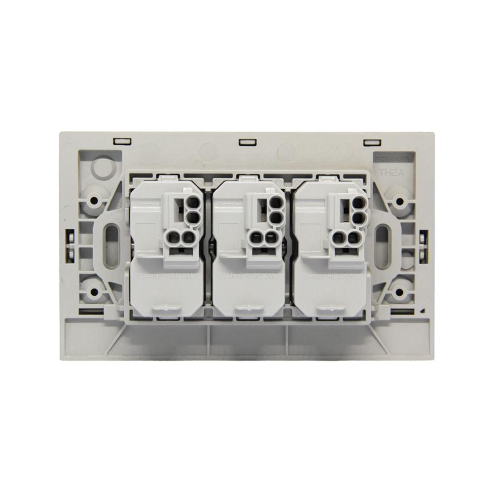 ชุดสวิตช์ 1 ทาง 3 ช่อง BTICINO NEXY SQT4001A3L สีบรอนซ์ทอง