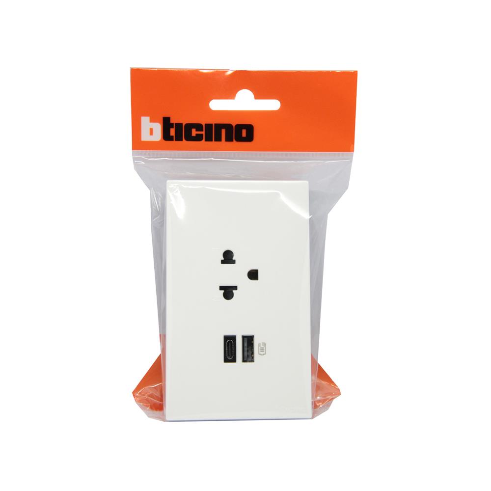 ชุดเต้ารับเดี่ยว 3 ขา พร้อม USB TYPE A + TYPE C BTICINO NEXY SQW4126AC สีขาว