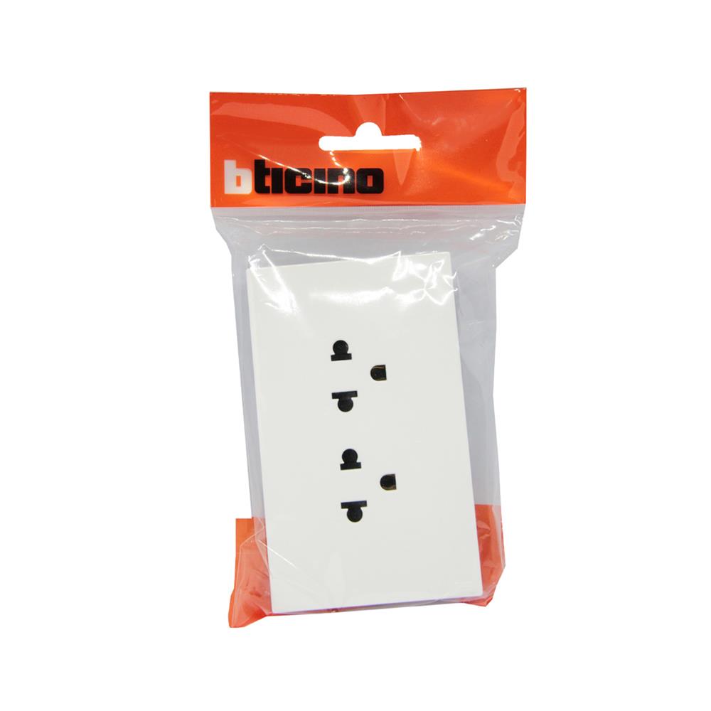 ชุดเต้ารับคู่แนวตั้ง 3 ขา BTICINO NEXY SQW4185AE สีขาว